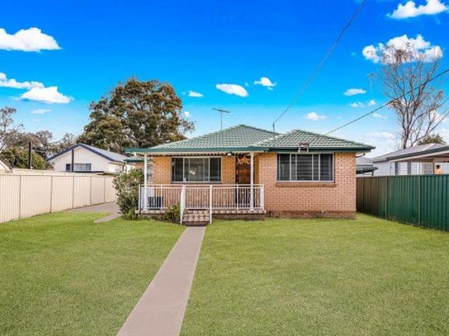 House for rent in Oxley Park, Sydney