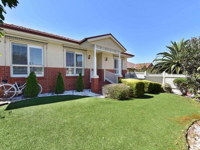 Townhouse for rent in Camerons Creek, Victoria