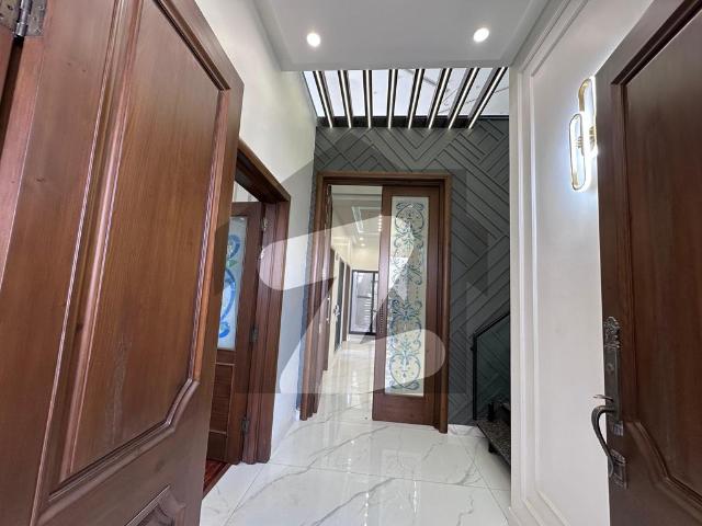 House for sale in Faisalabad, Islamabad Capital Territory