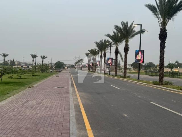 Commercial for rent in Faisalabad, Islamabad Capital Territory