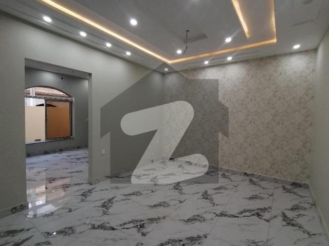 House for sale in Dera Ghazi Khan, Islamabad Capital Territory