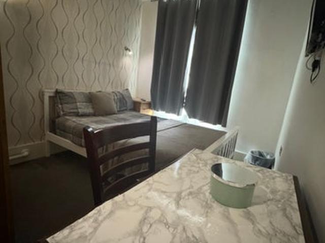 Apartment for rent in London Borough of Lewisham, Blackheath