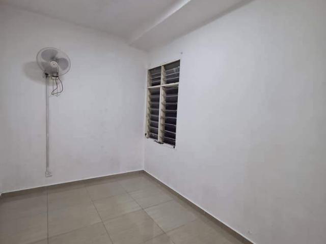 Room for rent in Petaling, Damansara Damai