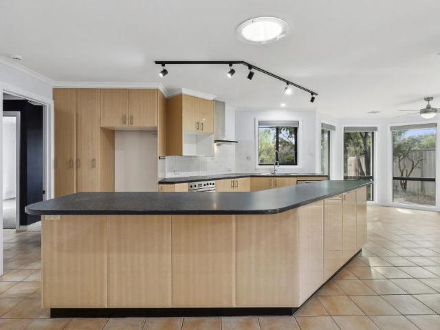 House for rent in Jerrabomberra, Queanbeyan