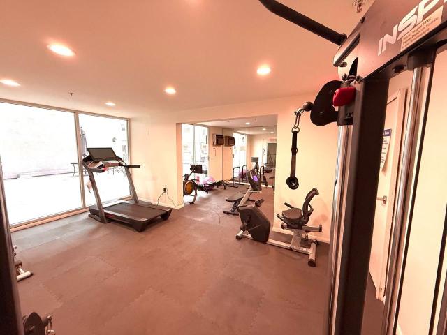 Apartment for rent in Canoga Park, California