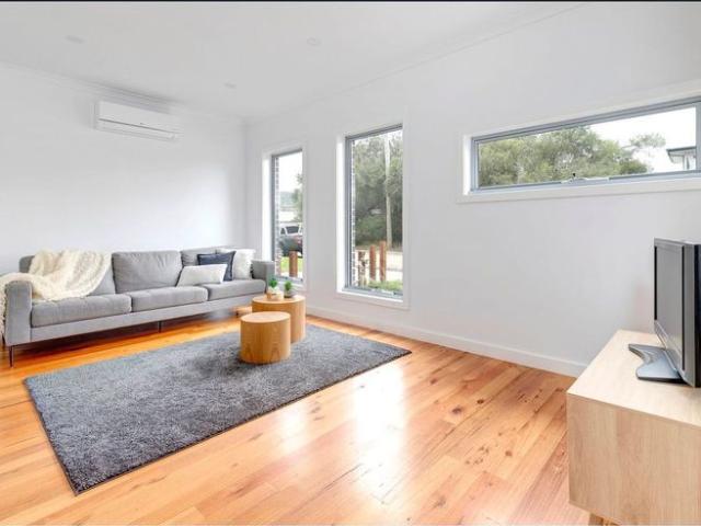 Townhouse for rent in Rosebud, Melbourne