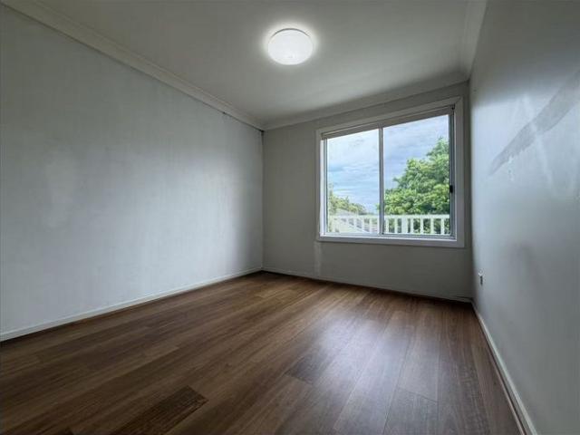 Townhouse for rent in Sydney, New South Wales