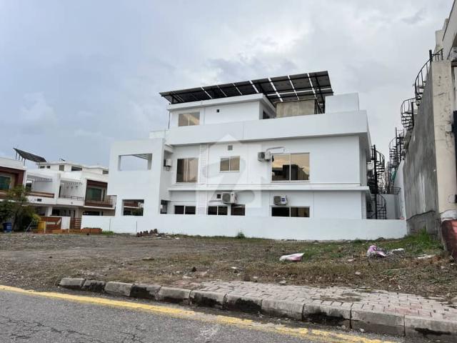 Property for sale in Islamabad