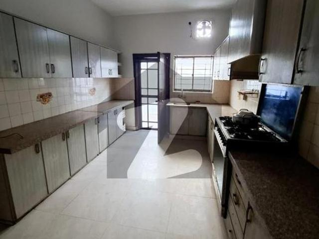 House for sale in 6 ڈی ایچ اے فیز, کراچی ڈویژن
