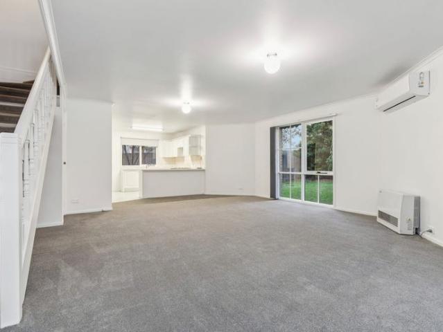 Townhouse for rent in Camerons Creek, Victoria