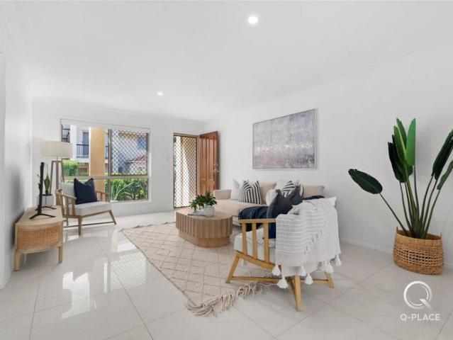 Townhouse for rent in Toombul, Queensland