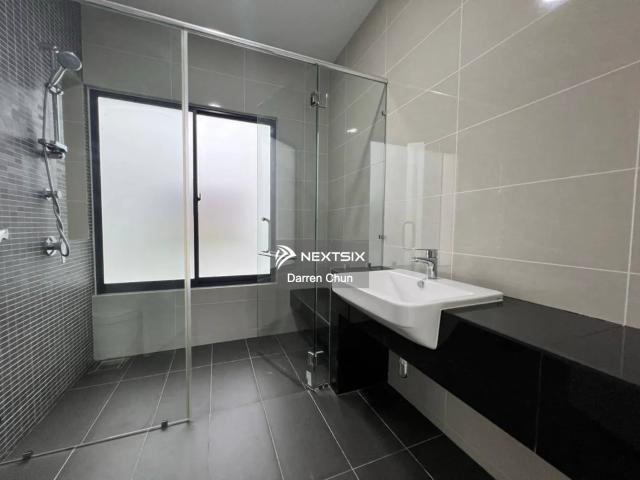 Shop for rent in Petaling, Alam Impian