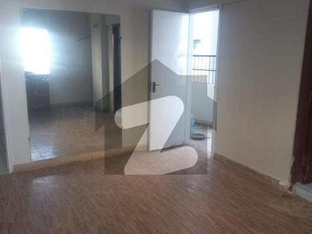 Apartment for rent in Clifton, North Waziristan