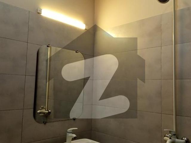 House for sale in Faisalabad, Islamabad Capital Territory