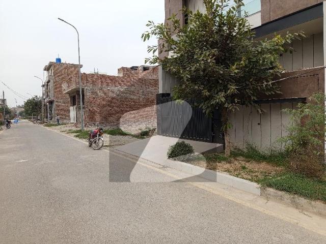 House for sale in Faisalabad, Islamabad Capital Territory