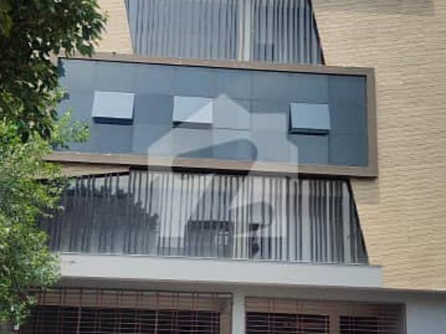 Building for rent in Islamabad