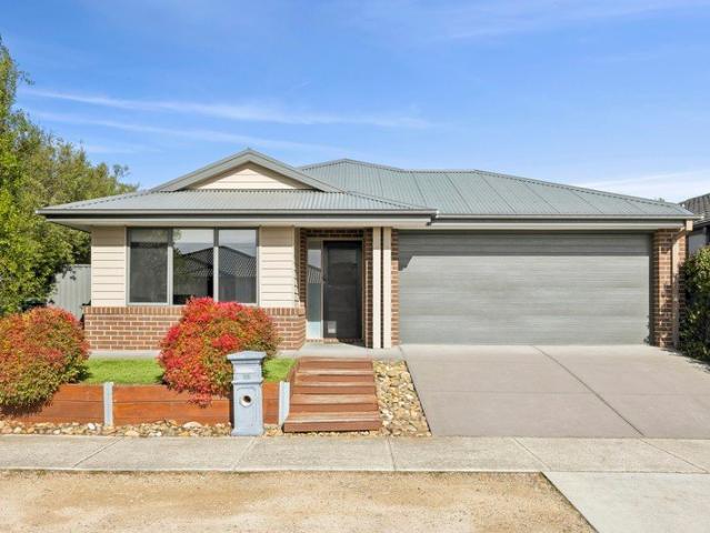 House for sale in Lara, Victoria