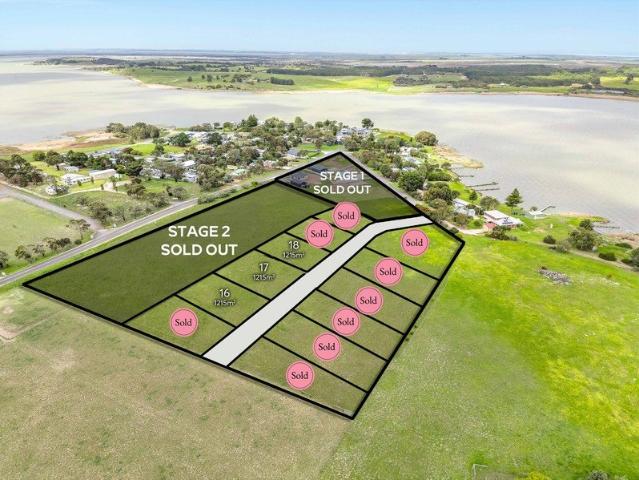 Land for sale in Clayton Bay, South Australia