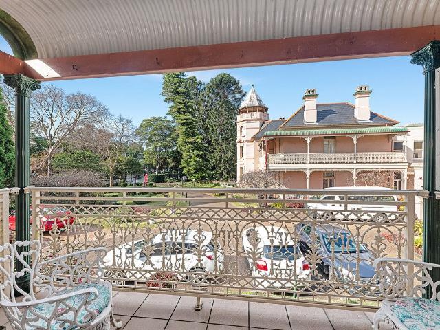 Villa for sale in Willoughby, New South Wales