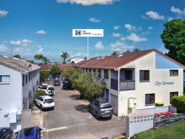 Townhouse for sale in Kings Creek, Queensland