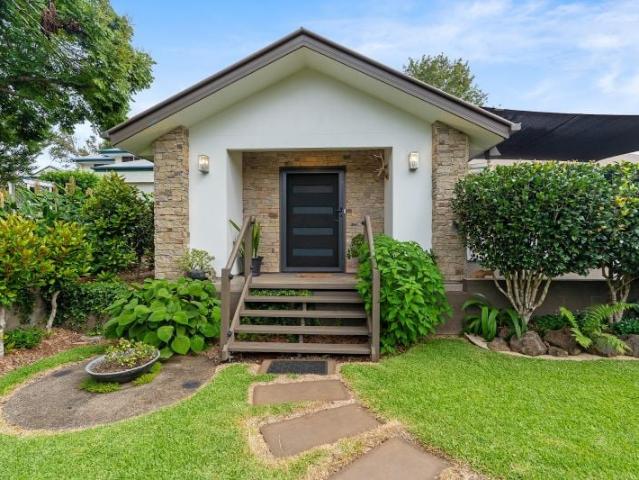 House for sale in Tamborine Mountain, Queensland