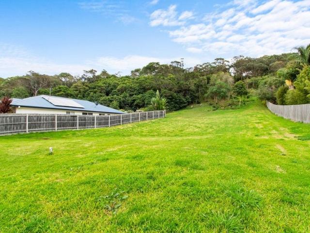 Land for sale in Lakes Entrance, Victoria