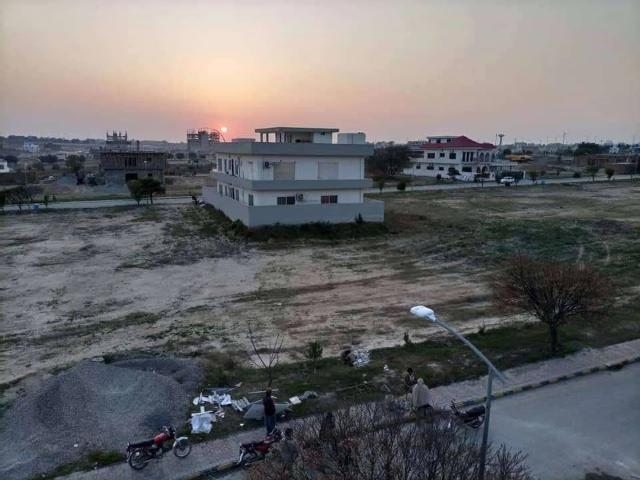 Land for sale in Islamabad