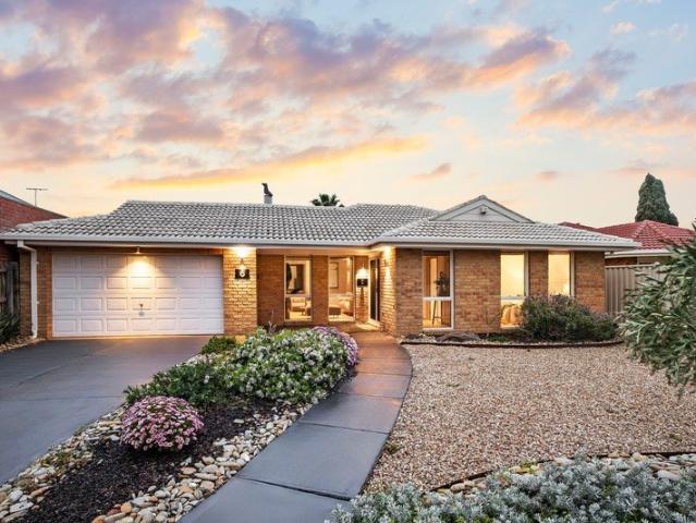 House for sale in Taylors Lakes, Melbourne