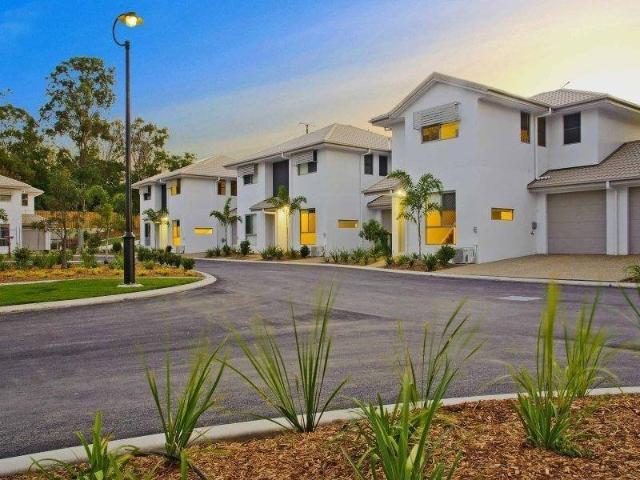 Townhouse for rent in Toombul, Queensland
