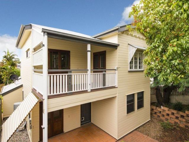 Townhouse for rent in Toombul, Queensland