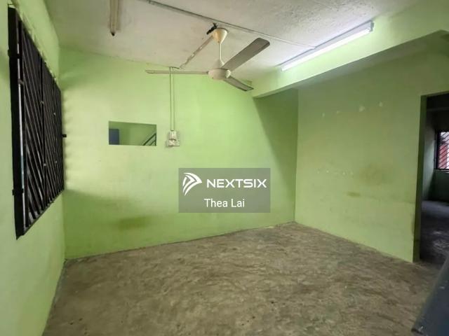 Shop for rent in Petaling, Subang Jaya