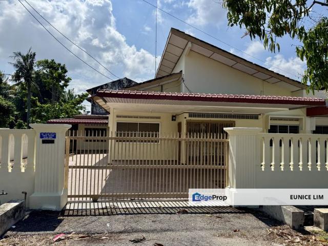 House for sale in Muar, Johor