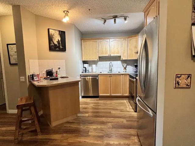 Condo for rent in Alberta