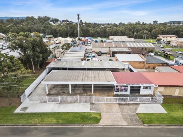 Warehouse for sale in Oak Flats, Shellharbour City Council