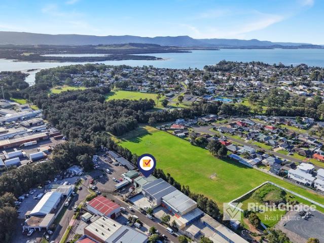Warehouse for sale in Oak Flats Dc, New South Wales
