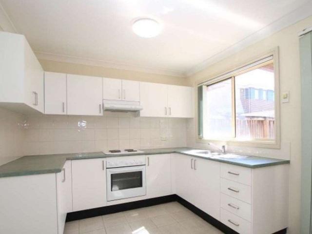Townhouse for rent in Sydney, New South Wales