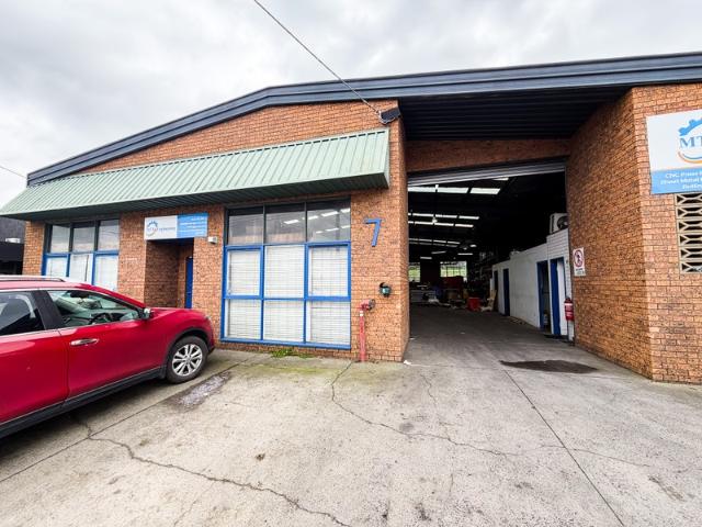 Warehouse for rent in Camerons Creek, Victoria
