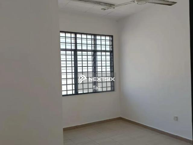 Shop for rent in Johor