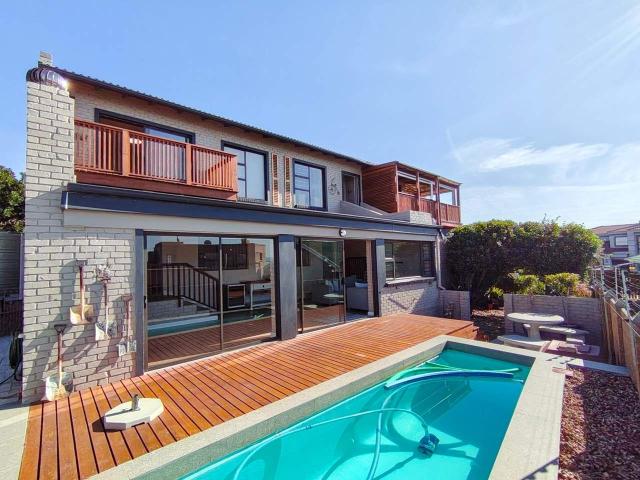 House for sale in Cape St Francis, Eastern Cape