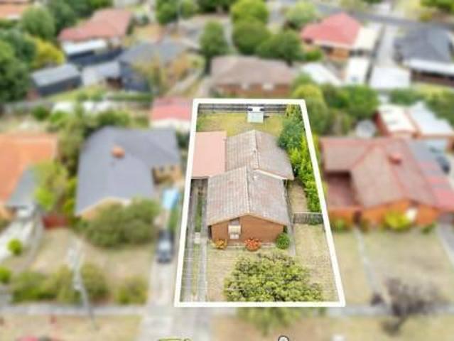 House for sale in Dandenong