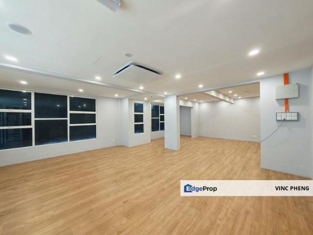 Shop for rent in Malaka