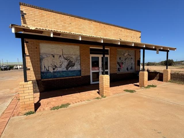 Office for sale in Carnarvon, Western Australia