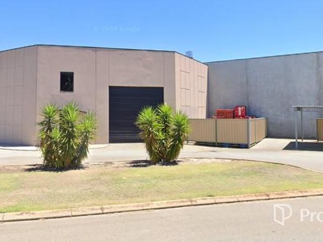 Warehouse for rent in Malaga, Western Australia