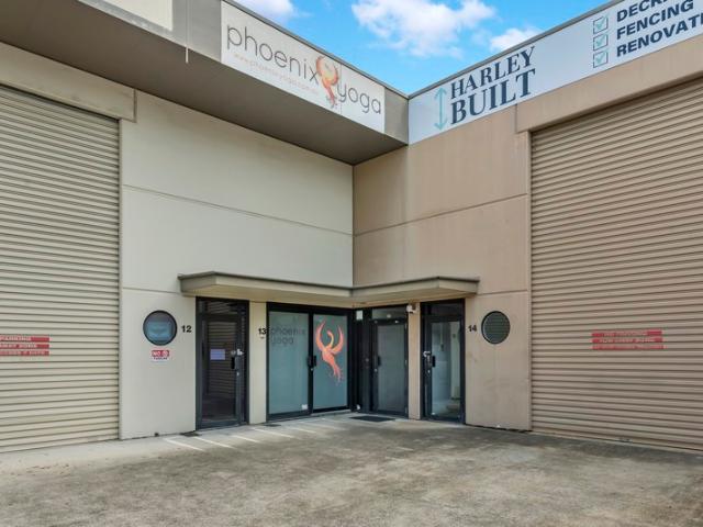 Warehouse for sale in Kings Creek, Queensland