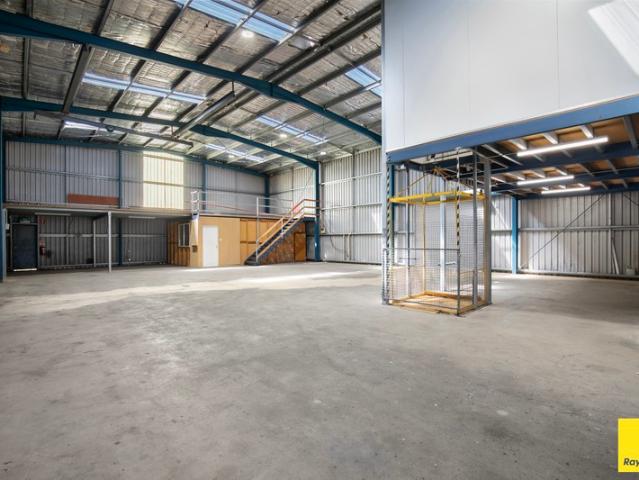 Warehouse for sale in Abington, New South Wales