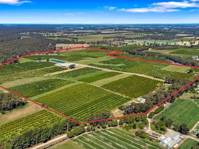 Cottage for sale in Koonoomoo, Victoria