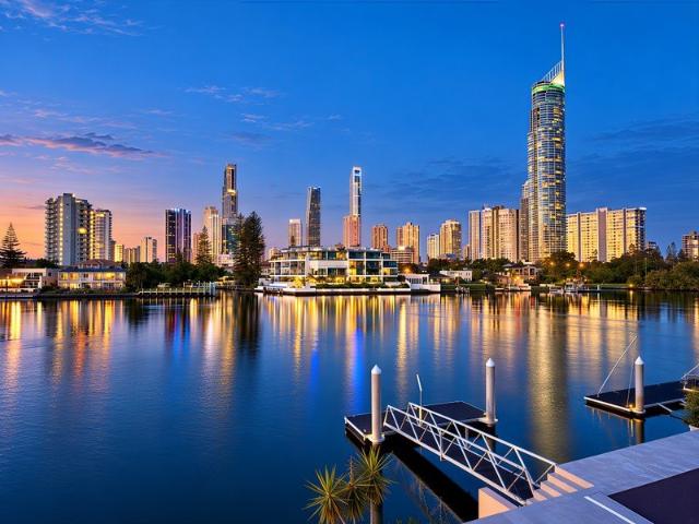 House for sale in Surfers Paradise, Gold Coast City
