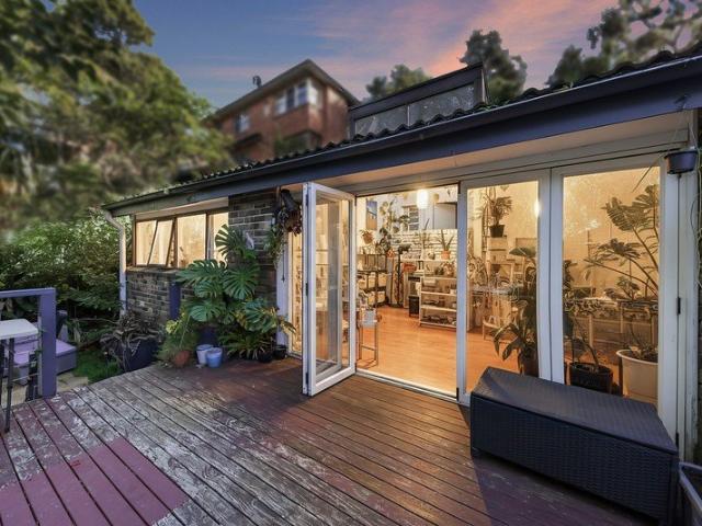 House for sale in Lower North Shore, Sydney