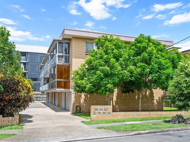 Apartment for rent in Toombul, Queensland