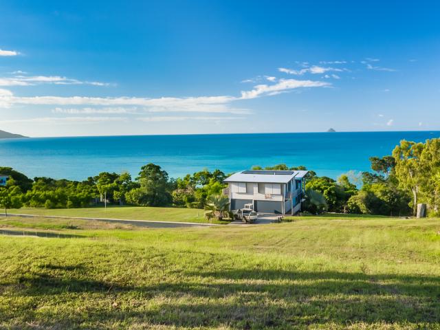 Property for sale in Hideaway Bay, Queensland